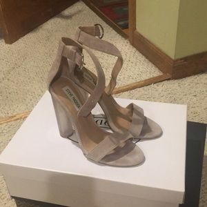Steve Madden Suede Heels